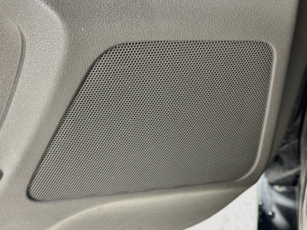 Used 2016 Honda Odyssey SE image 22