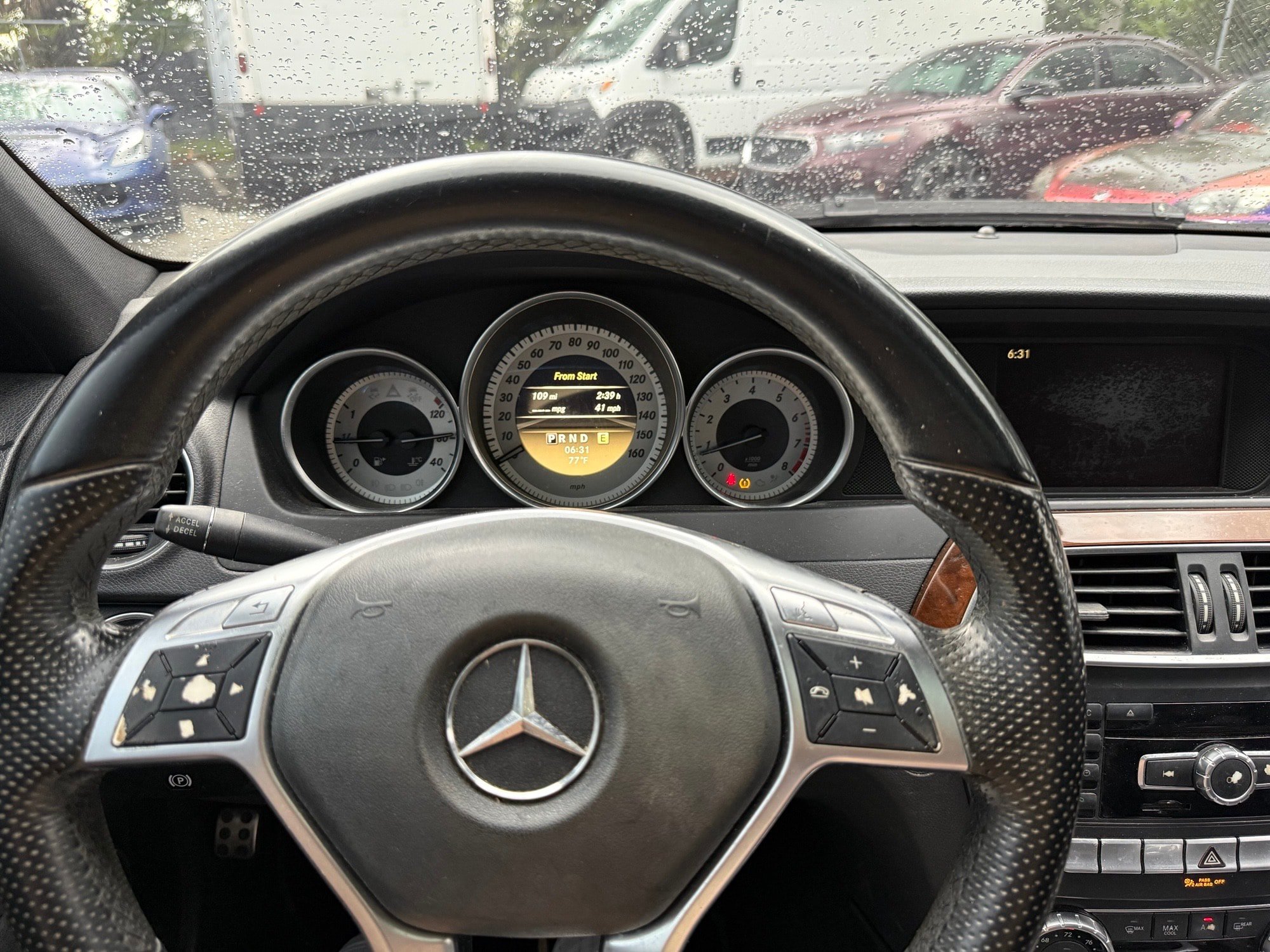 Used 2012 Mercedes-Benz C 250 Sedan image 3