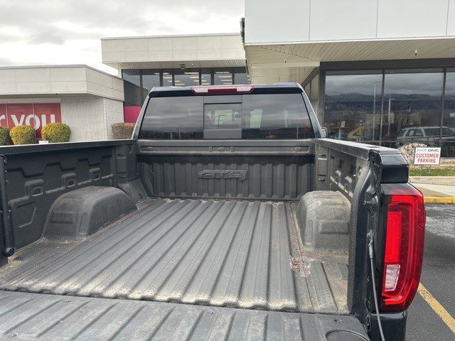 Used 2023 GMC Sierra 1500 AT4 w/ AT4 Premium Package image 8