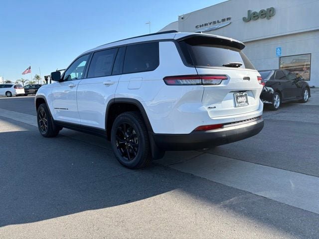 New 2026 Jeep Grand Cherokee L 4WD image 6