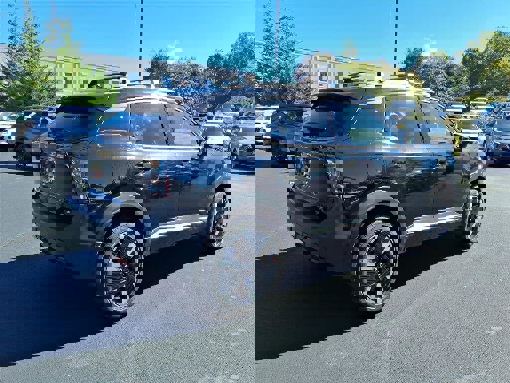 New 2026 Nissan Kicks SR w/ SR Premium Package image 3