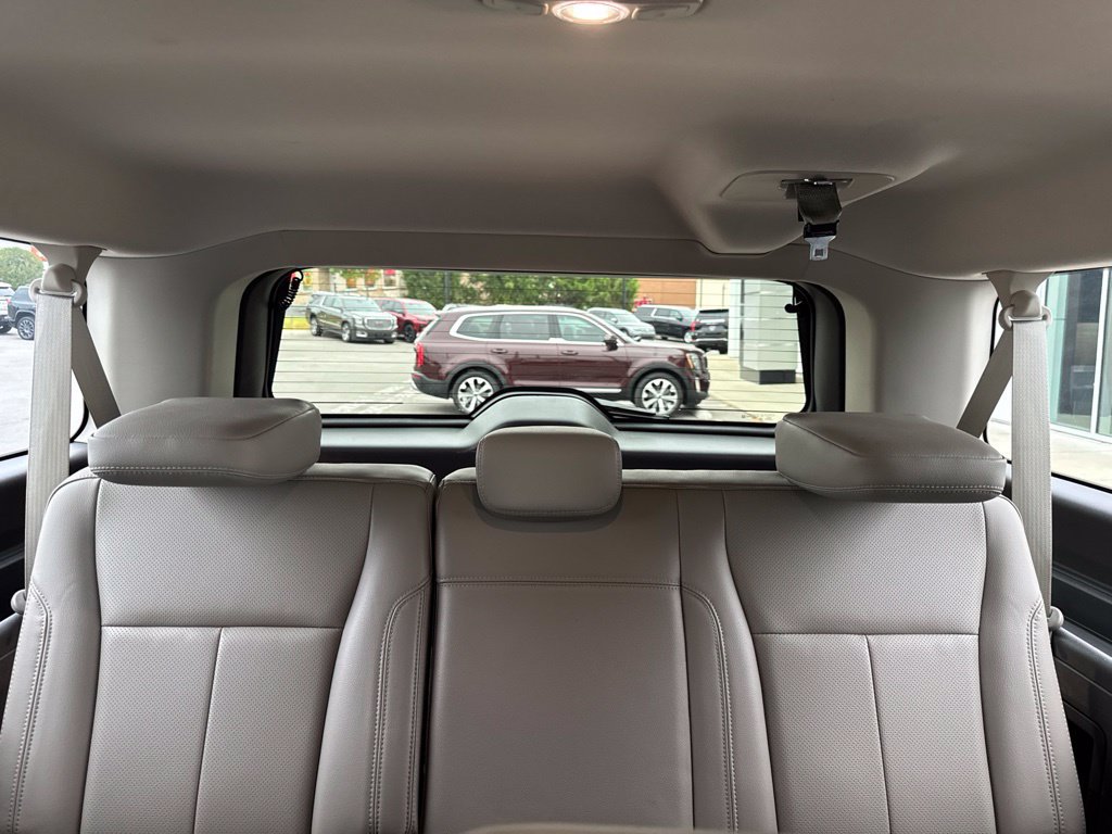 Used 2018 Ford Expedition Max XLT w/ Equipment Group 201A AWD/4WD image 26