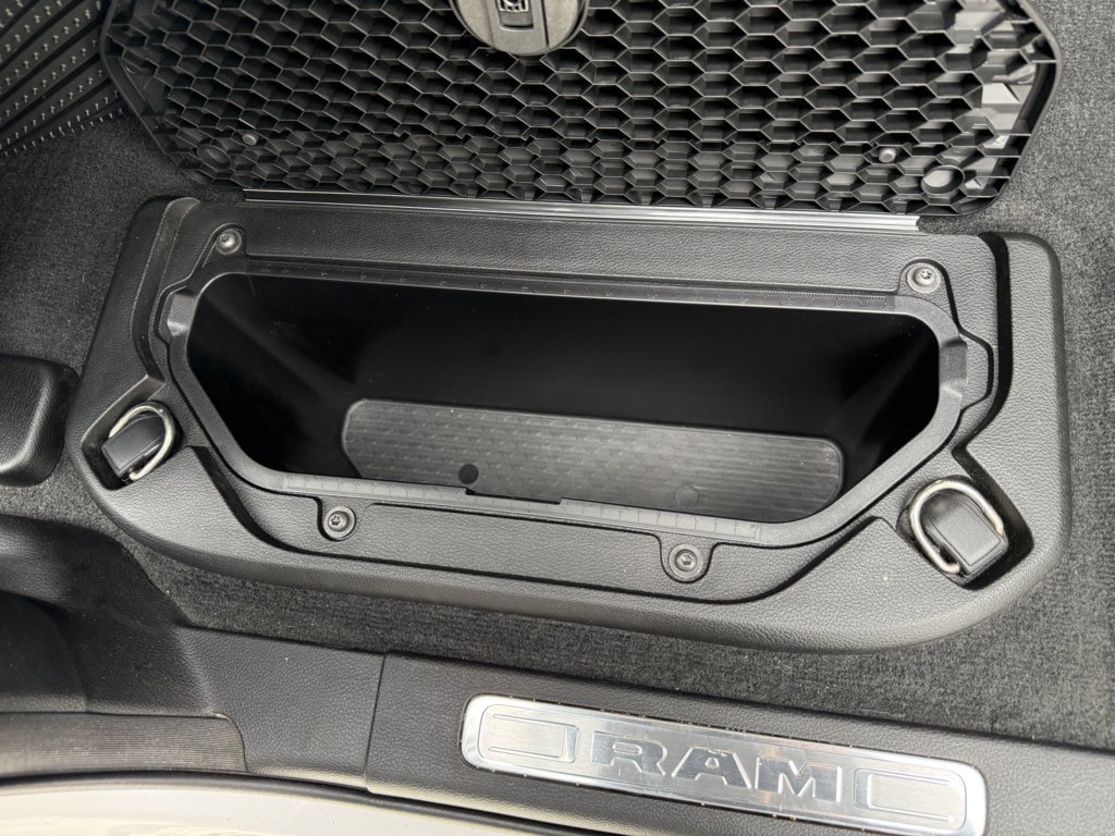 Used 2022 RAM 1500 Laramie AWD/4WD image 17