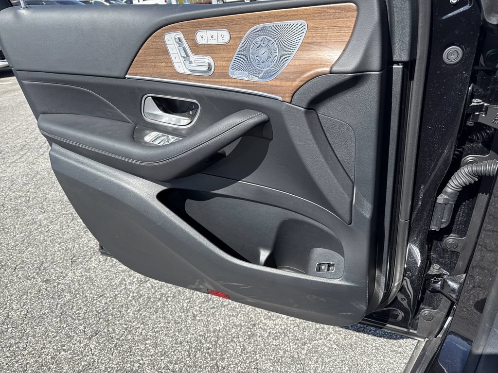 Used 2025 Mercedes-Benz GLE 350 4MATIC image 16