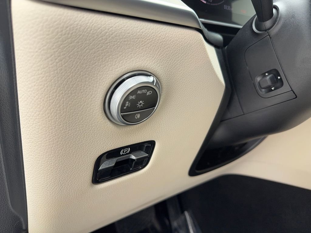 Used 2024 Mercedes-Benz GLC 300 image 20