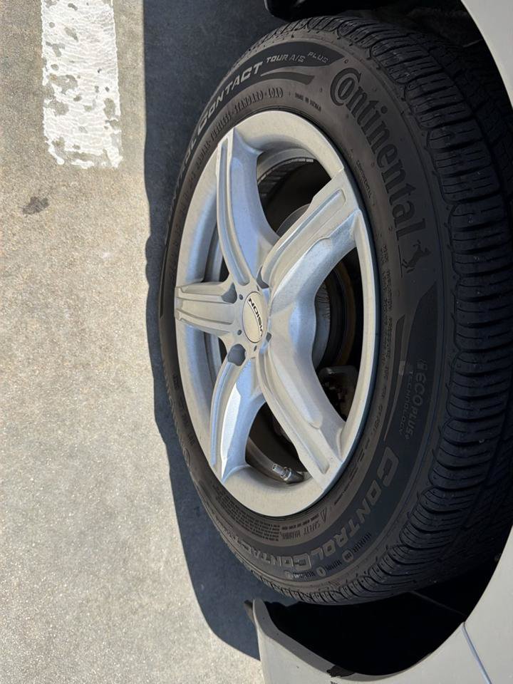 Used 2012 Toyota Prius C Two FWD image 35