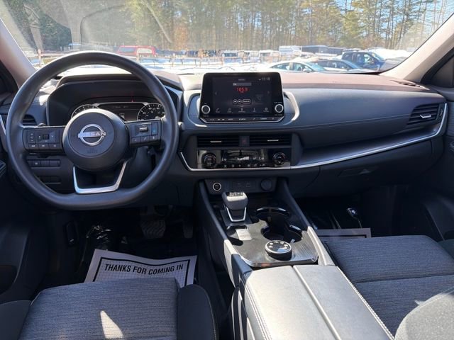 Used 2023 Nissan Rogue SV image 13