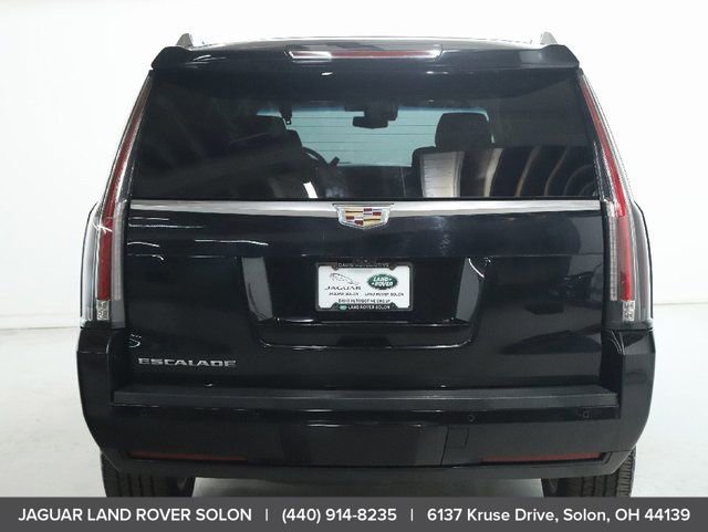 Used 2018 Cadillac Escalade Premium Luxury image 7
