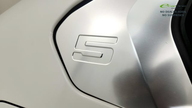 Used 2024 BMW 530i w/ Premium Package RWD image 35