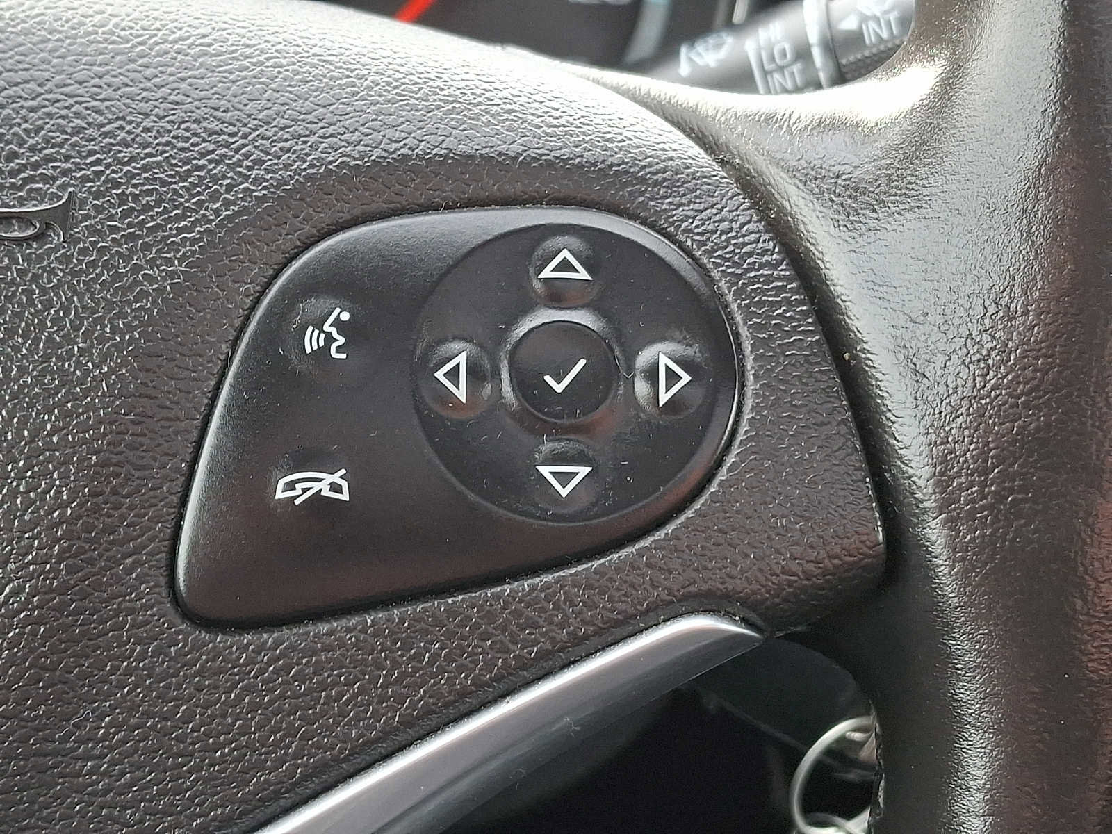 Used 2014 Chevrolet Impala LT w/ Premium Seating Package image 20