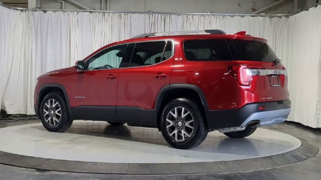 Used 2021 GMC Acadia SLE w/ Driver Convenience Package image 8