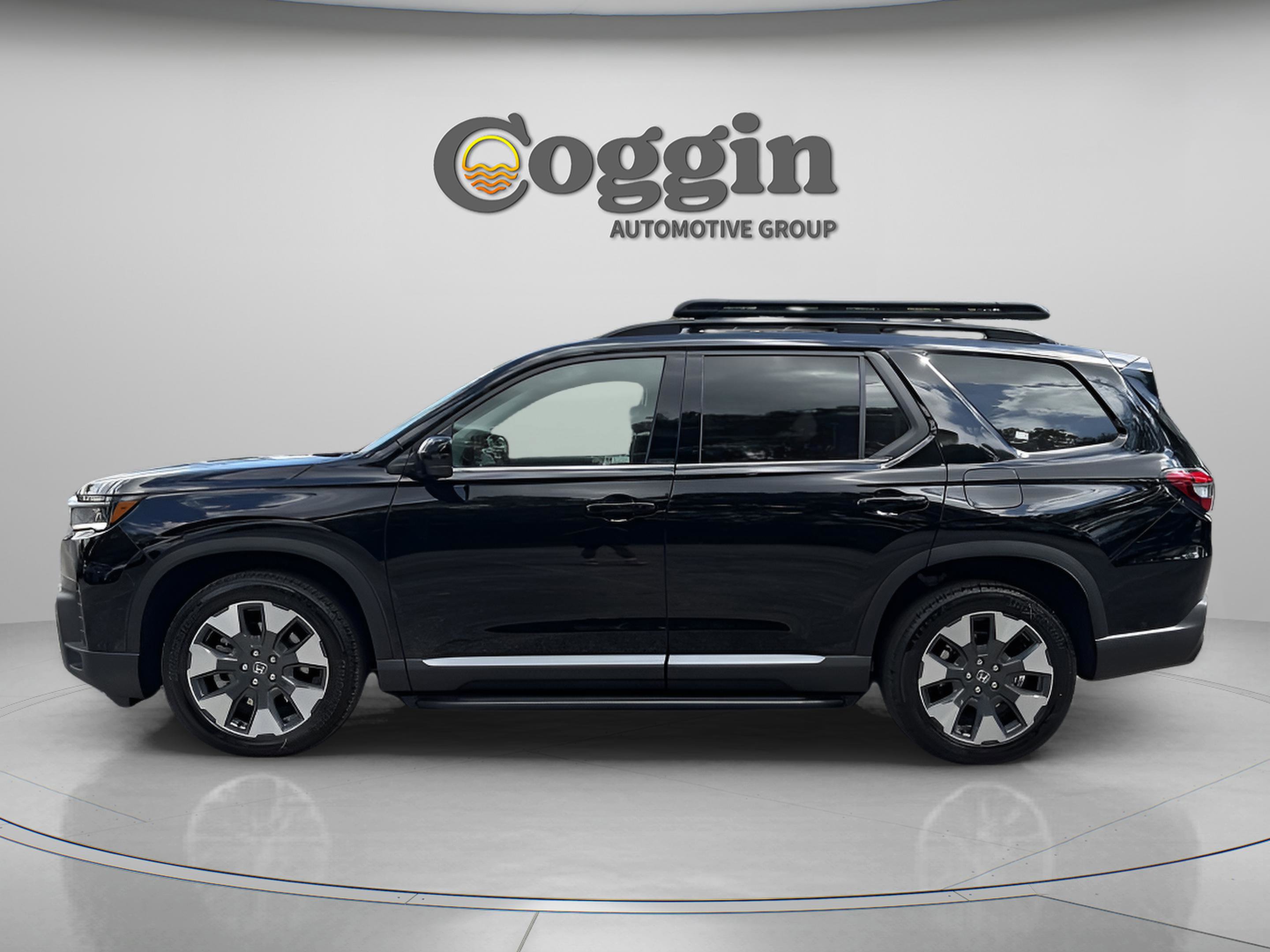 New 2026 Honda Pilot Elite image 2