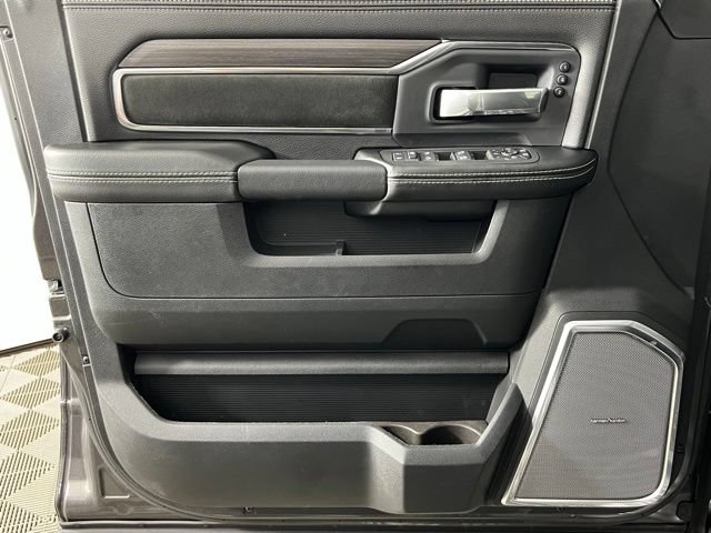 New 2026 RAM 2500 Laramie AWD/4WD image 24