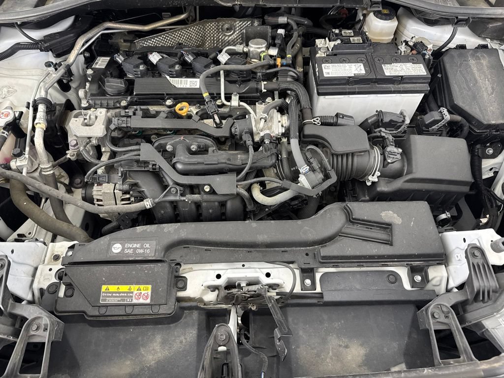 Used 2023 Toyota Corolla Cross L AWD/4WD image 19