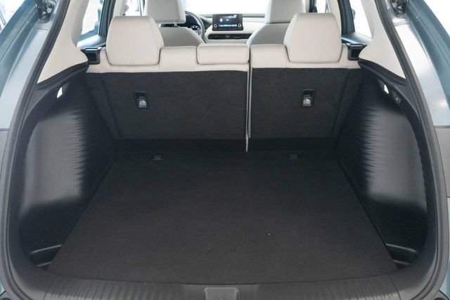 Used 2023 Honda HR-V LX image 9