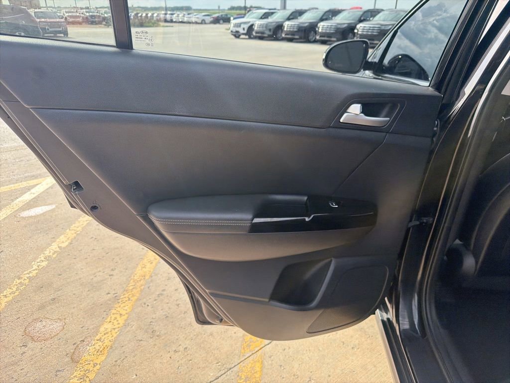 Used 2018 Kia Sportage EX w/ EX Premium Package FWD image 18