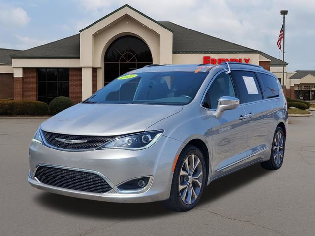 Used 2020 Chrysler Pacifica Limited image 2