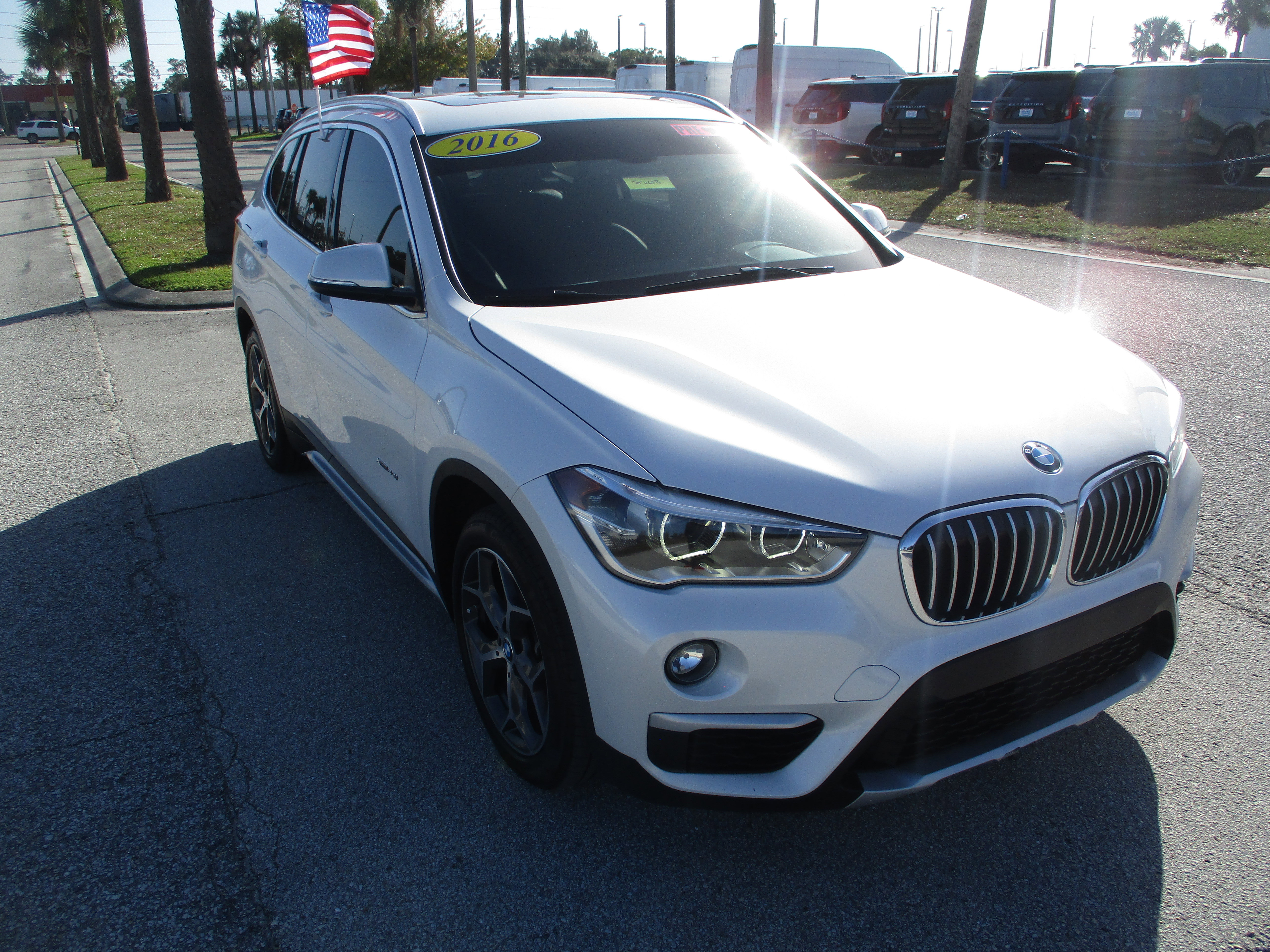 Used 2016 BMW X1 xDrive28i image 1