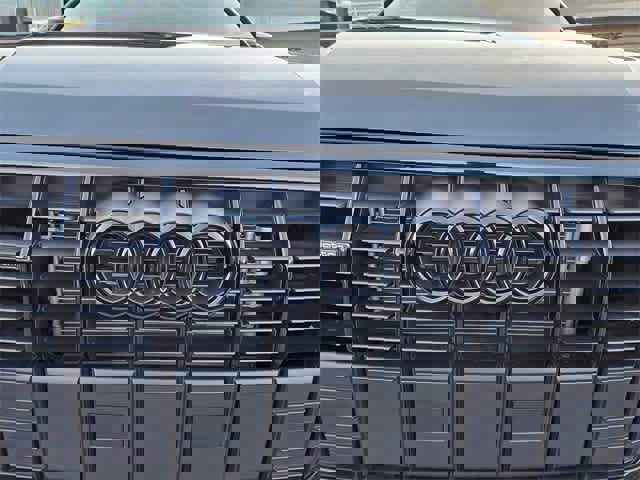 Used 2025 Audi Q3 2.0T Premium w/ Convenience Package image 8