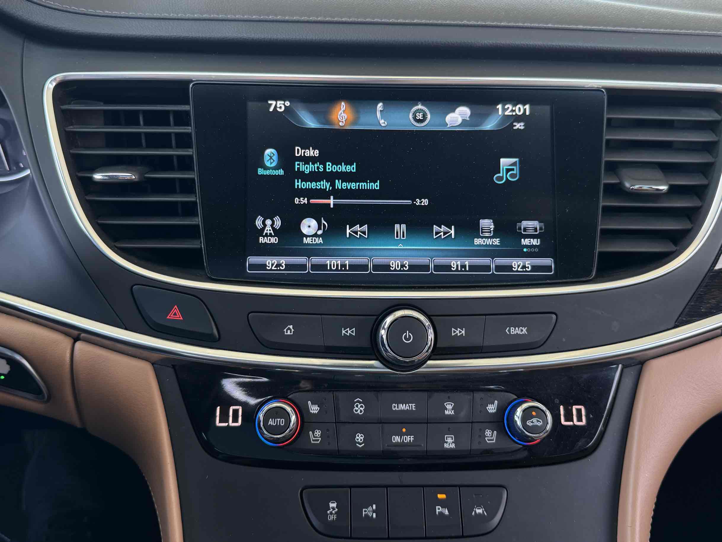 Used 2017 Buick LaCrosse Premium w/ Driver Confidence Package #2 FWD image 14