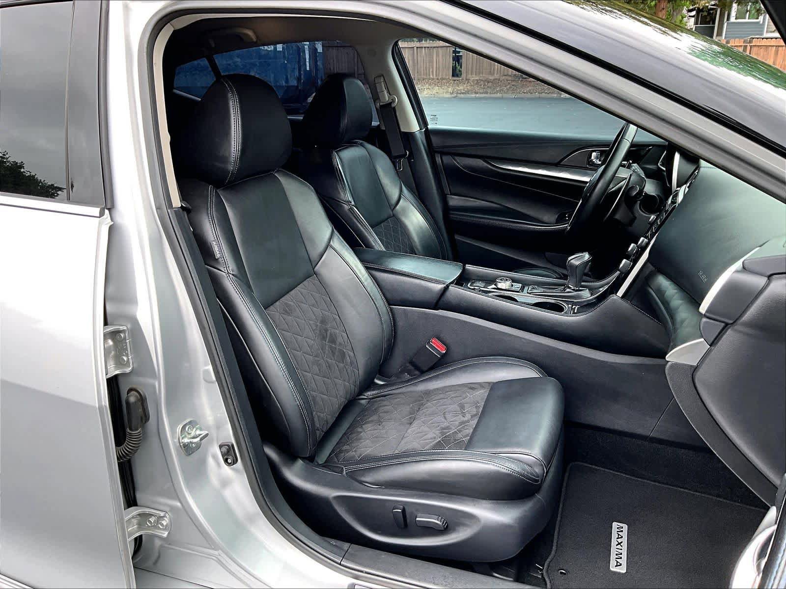Used 2018 Nissan Maxima SR FWD image 10