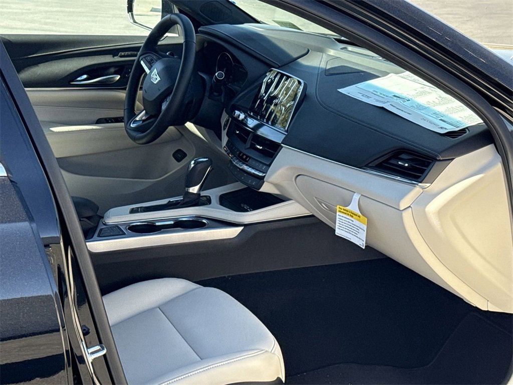 New 2025 Cadillac CT4 Premium Luxury image 32
