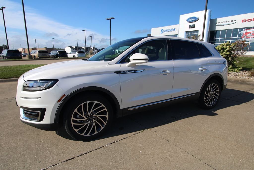 Used 2019 Lincoln Nautilus Reserve w/ Driver Assistance Package AWD/4WD image 18