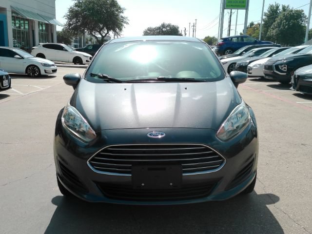 Used 2019 Ford Fiesta SE FWD image 2