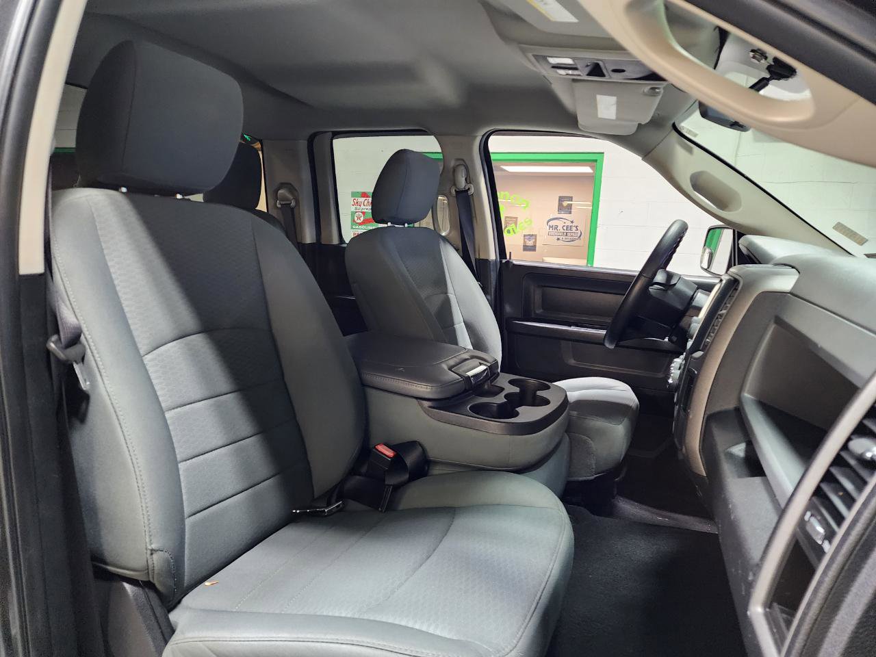 Used 2019 RAM 1500 Express w/ Wheel & Sound Group AWD/4WD image 24