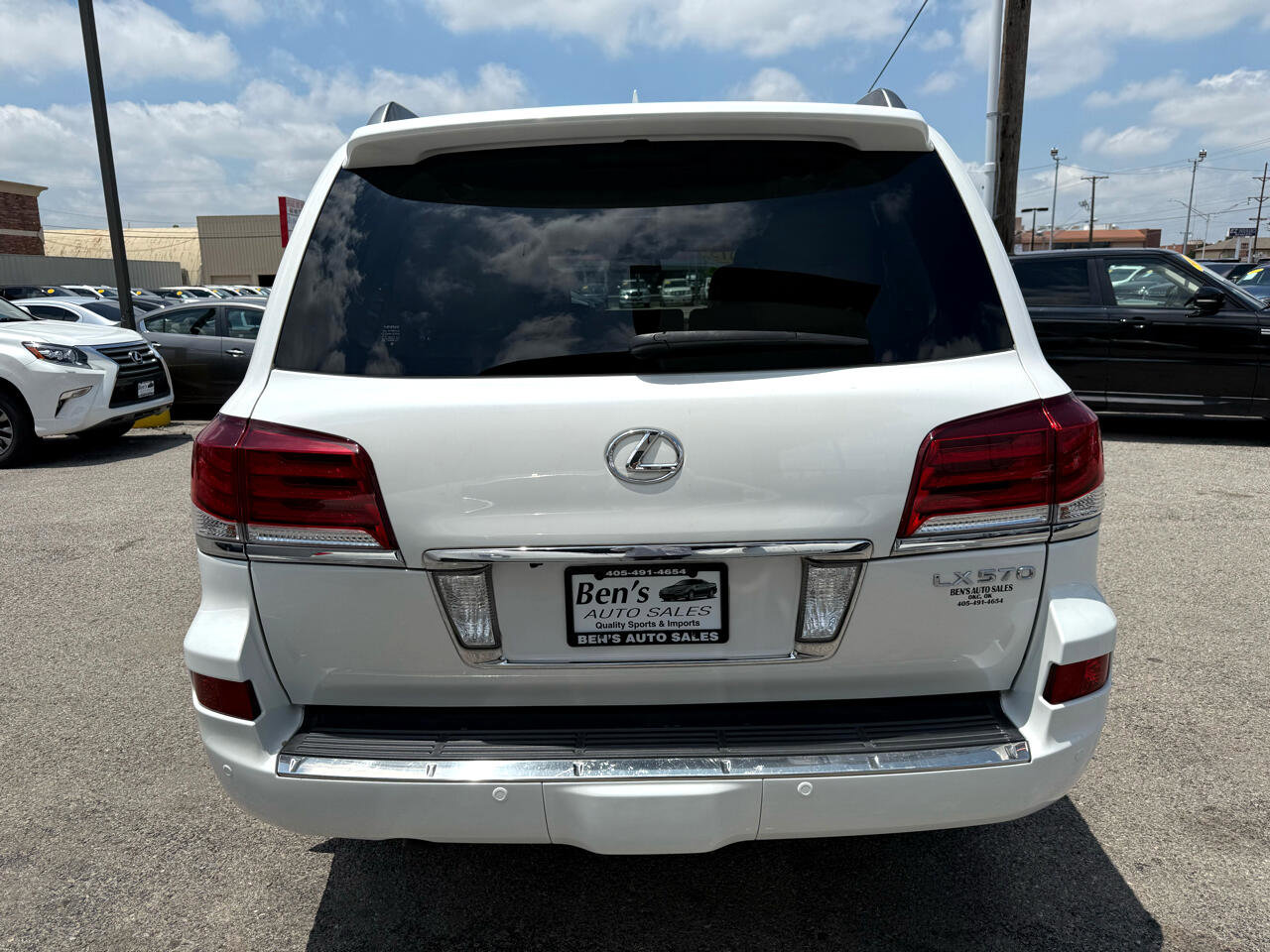 Used 2015 Lexus LX 570 4WD image 7