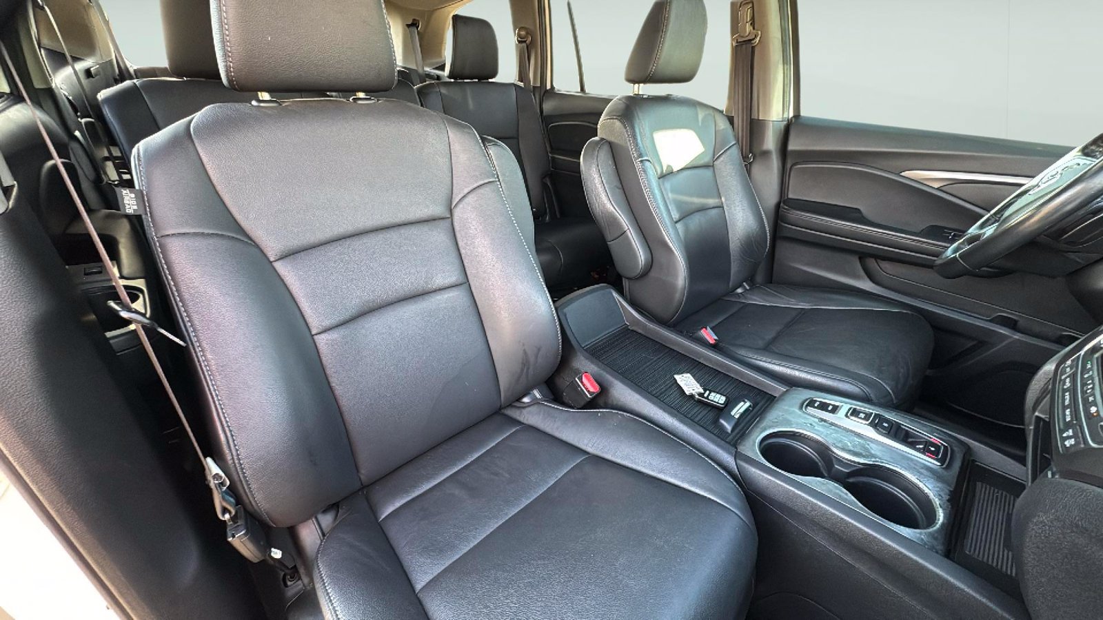 Used 2022 Honda Pilot Special Edition image 22