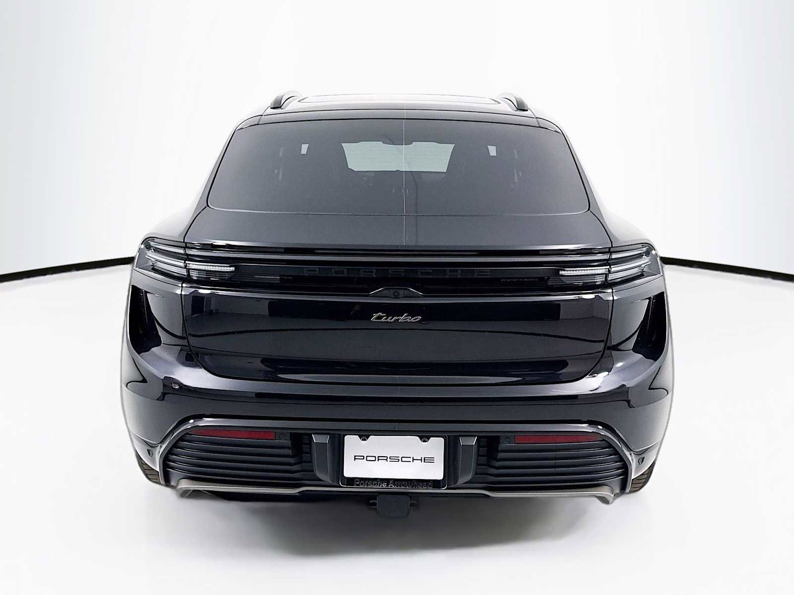 New 2025 Porsche Macan Turbo Electric image 10