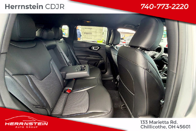 New 2026 Jeep Compass Latitude AWD/4WD image 14