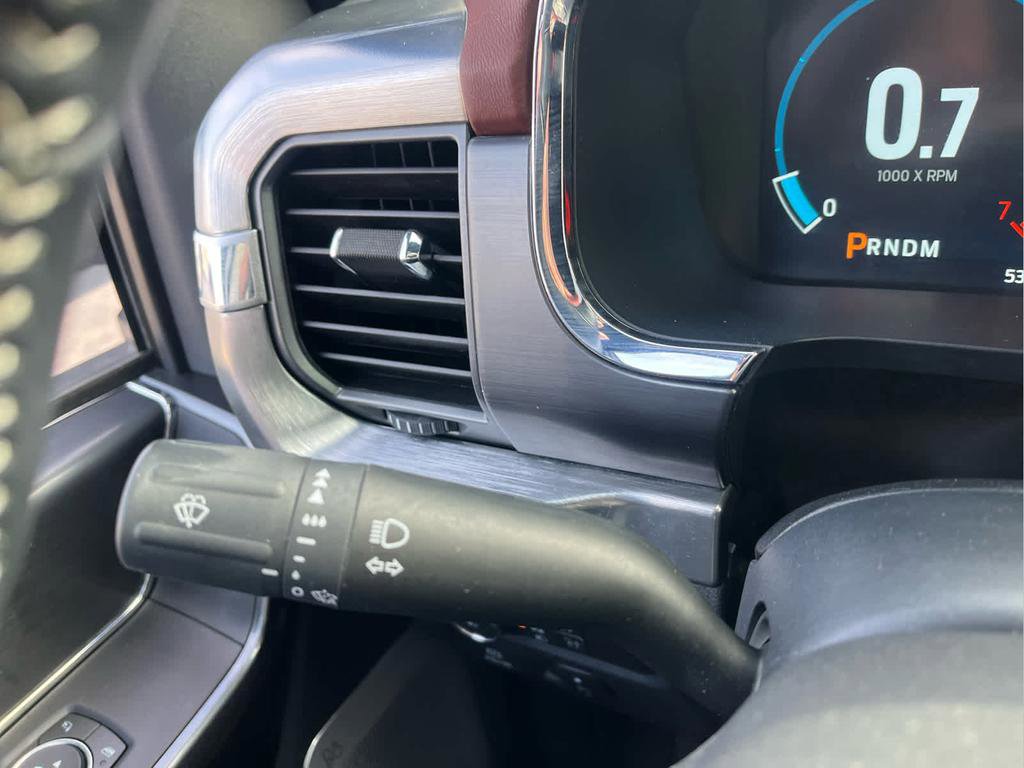 Used 2021 Ford F150 Lariat w/ Equipment Group 502A High image 26