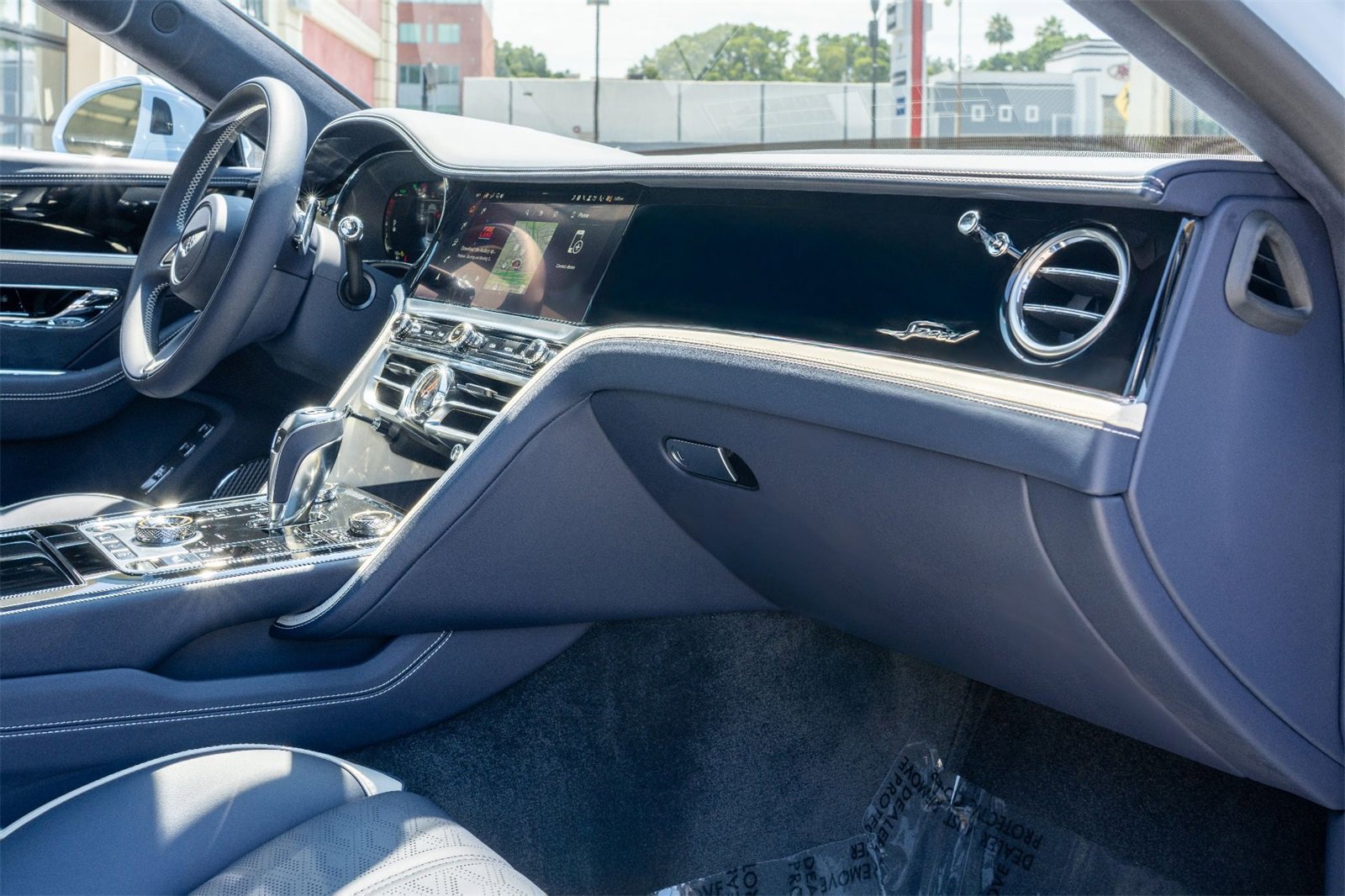 New 2025 Bentley Flying Spur Plug-In Hybrid image 26