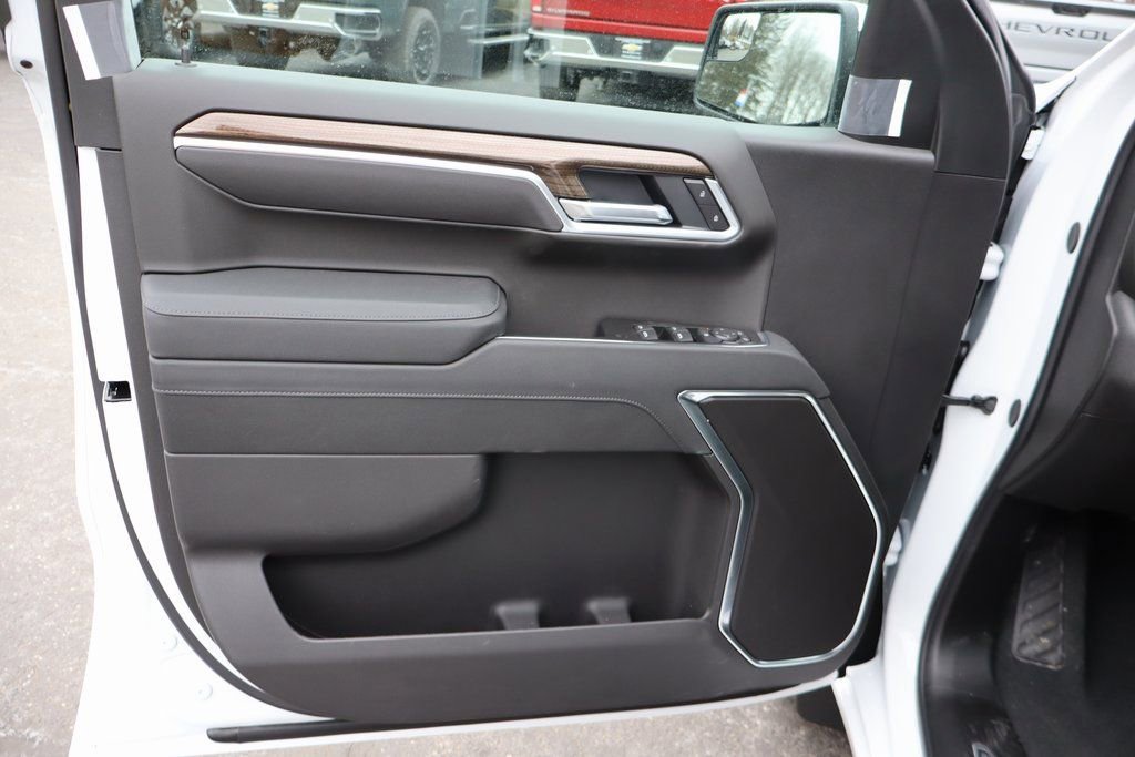 New 2026 Chevrolet Silverado 1500 LT w/ All Star Edition Plus image 6
