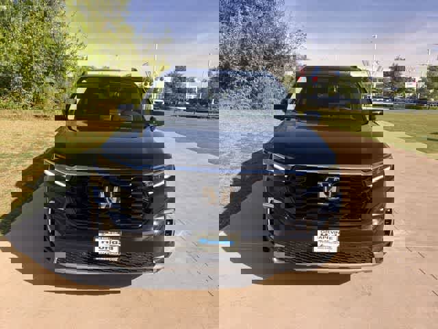 Certified 2025 Honda Pilot Touring image 7