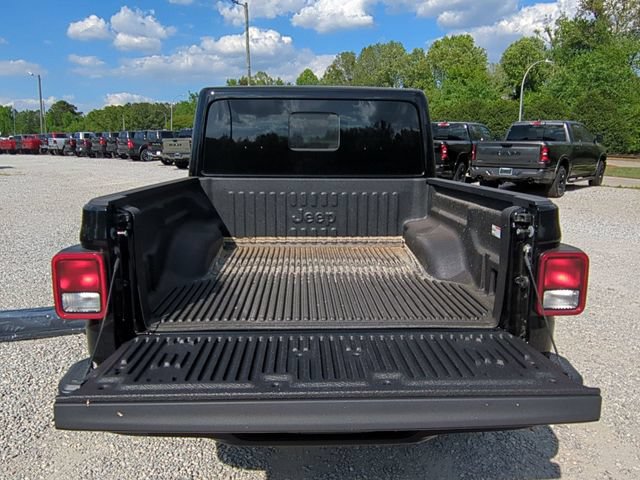 New 2026 Jeep Gladiator Sport AWD/4WD image 31