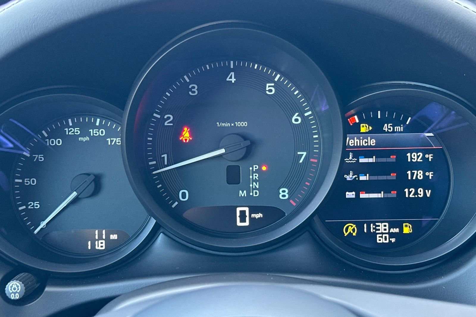 New 2026 Porsche Macan AWD/4WD image 32