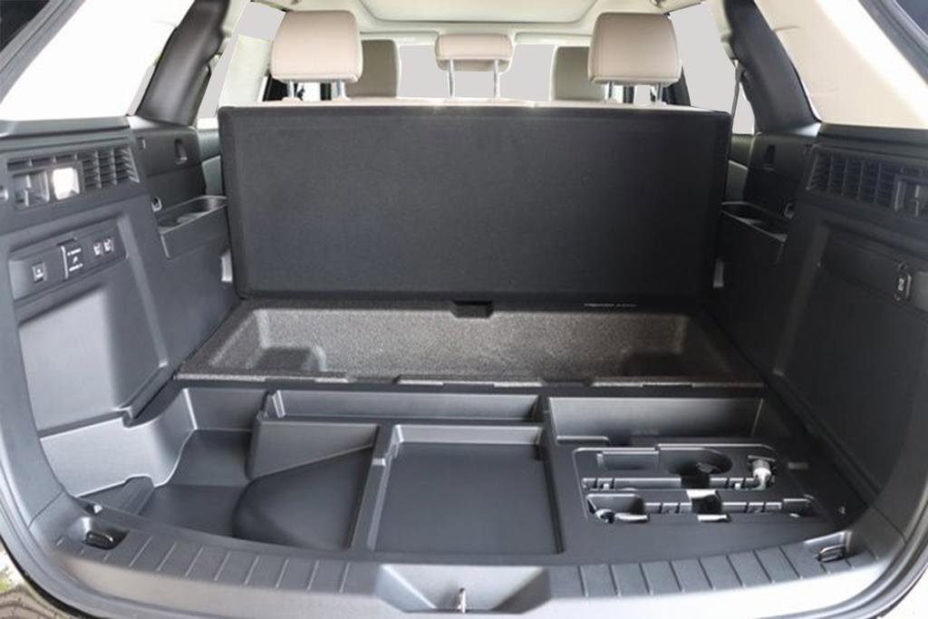 New 2025 MAZDA CX-70 Plug-In Hybrid w/ Premium Pkg AWD/4WD image 14