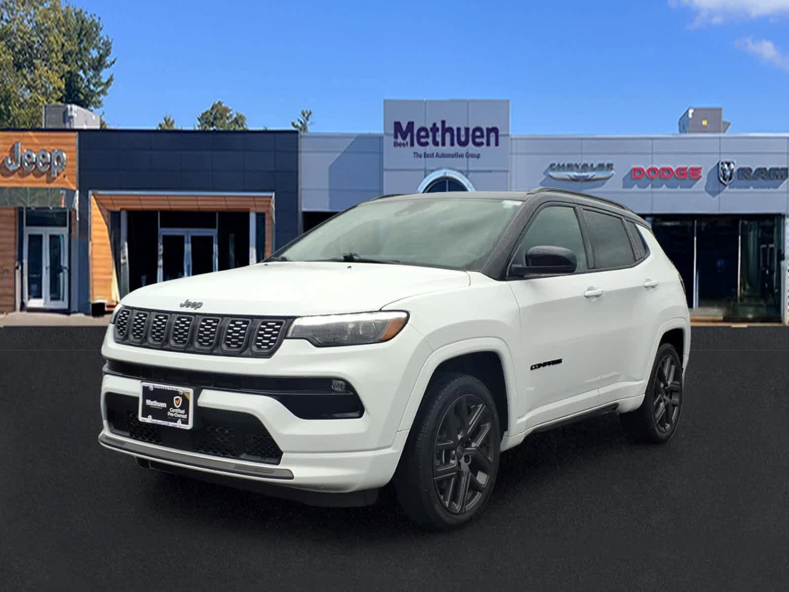 Used 2024 Jeep Compass Limited w/ High Altitude Package AWD/4WD image 9