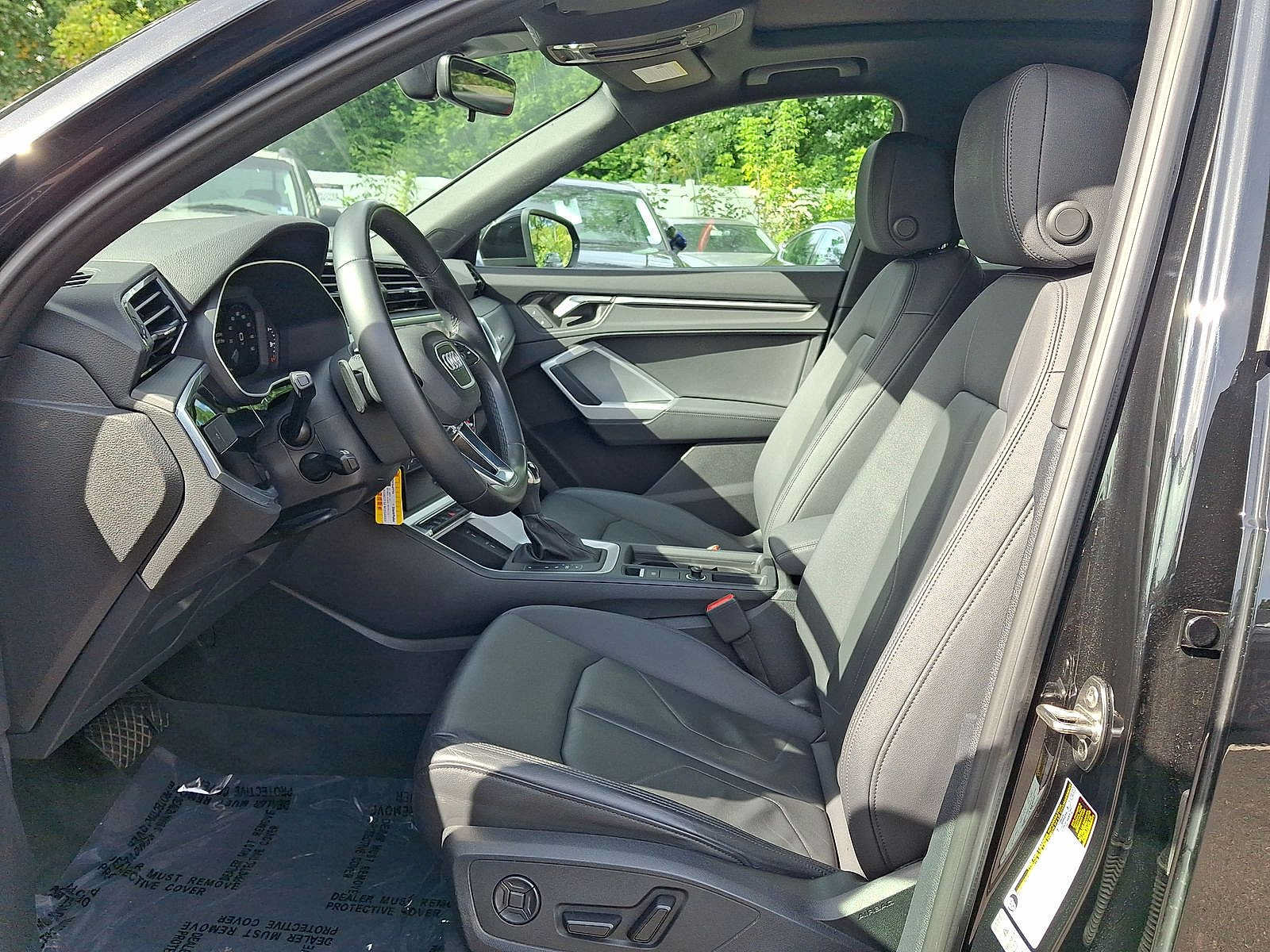 Certified 2022 Audi Q3 2.0T Premium AWD/4WD image 17
