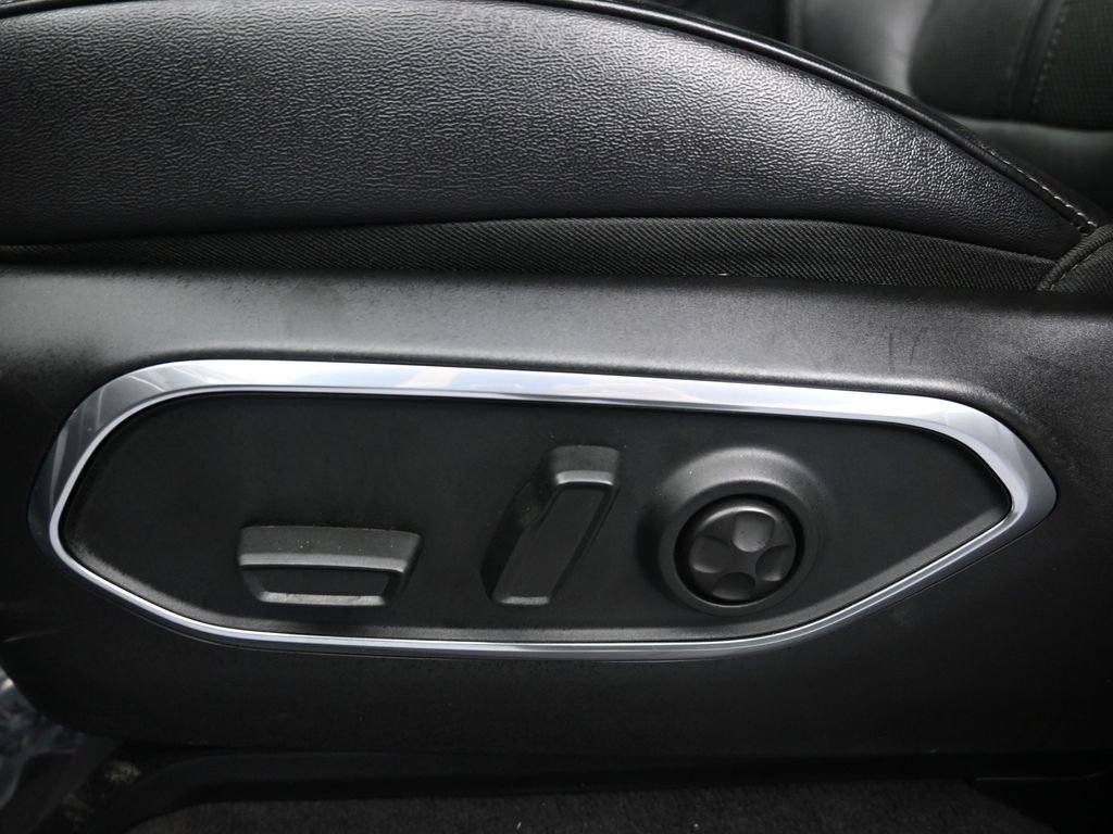 New 2024 Jeep Wagoneer 4WD image 14