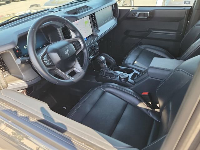 Used 2025 Ford Bronco Big Bend w/ Black Diamond Package image 3