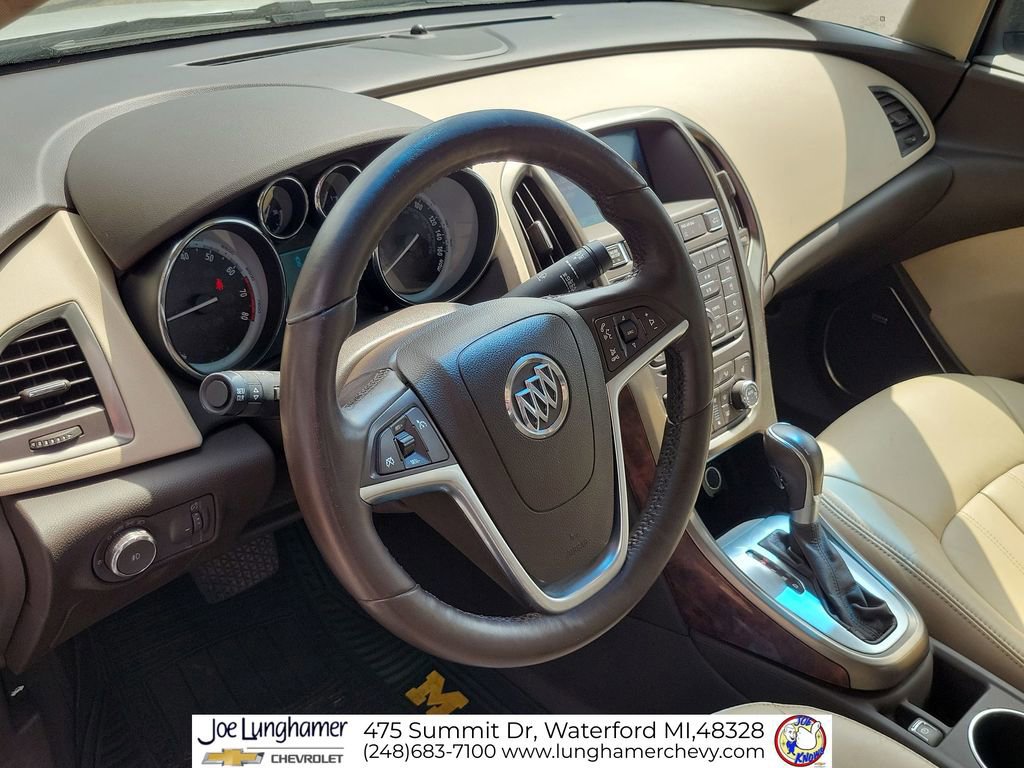 Used 2013 Buick Verano Leather FWD image 10