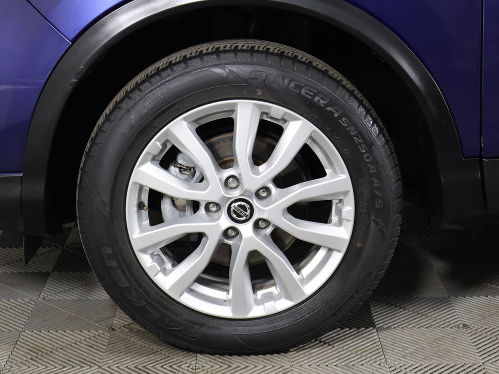 Used 2021 Nissan Rogue Sport S FWD image 17