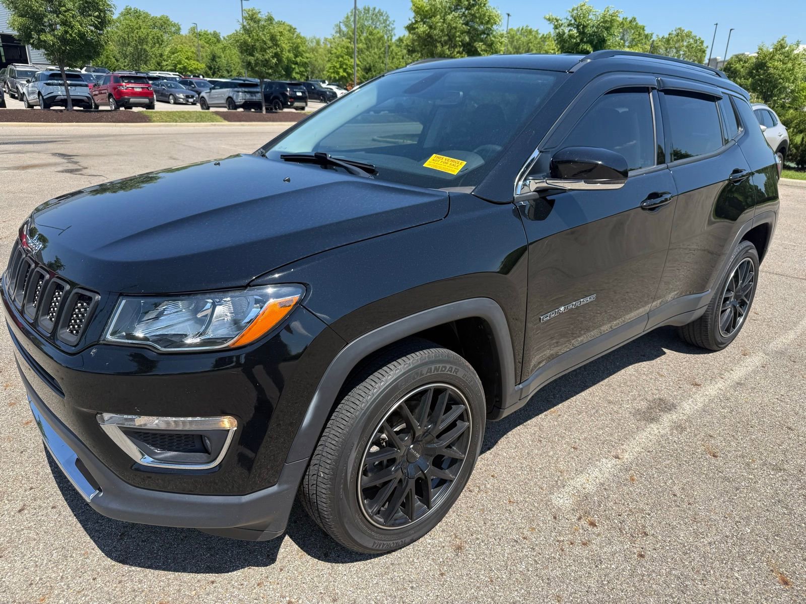 Used 2019 Jeep Compass Limited w/ Safety & Security Group AWD/4WD image 1