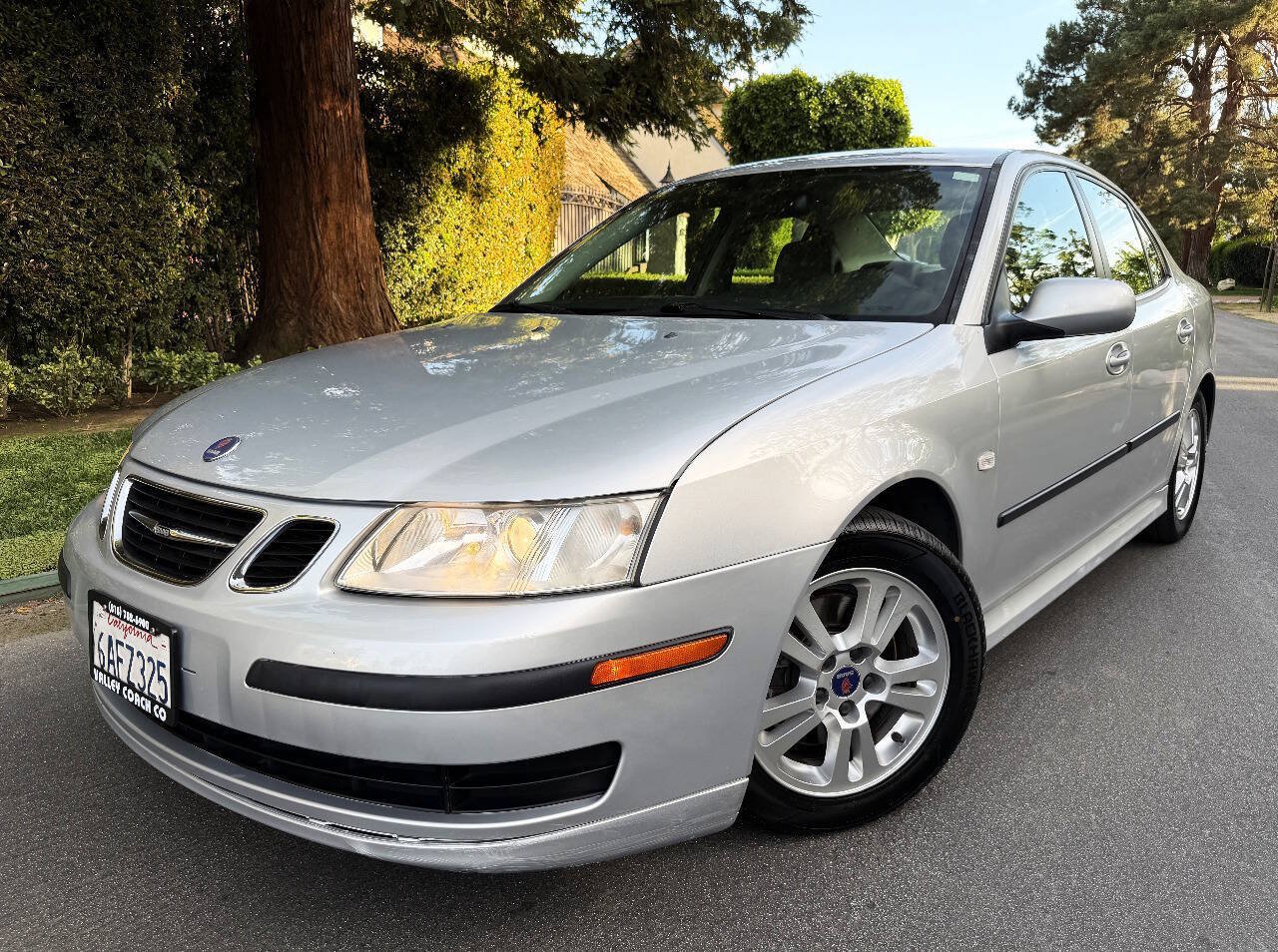 Used 2007 Saab 9-3 2.0T FWD image 2