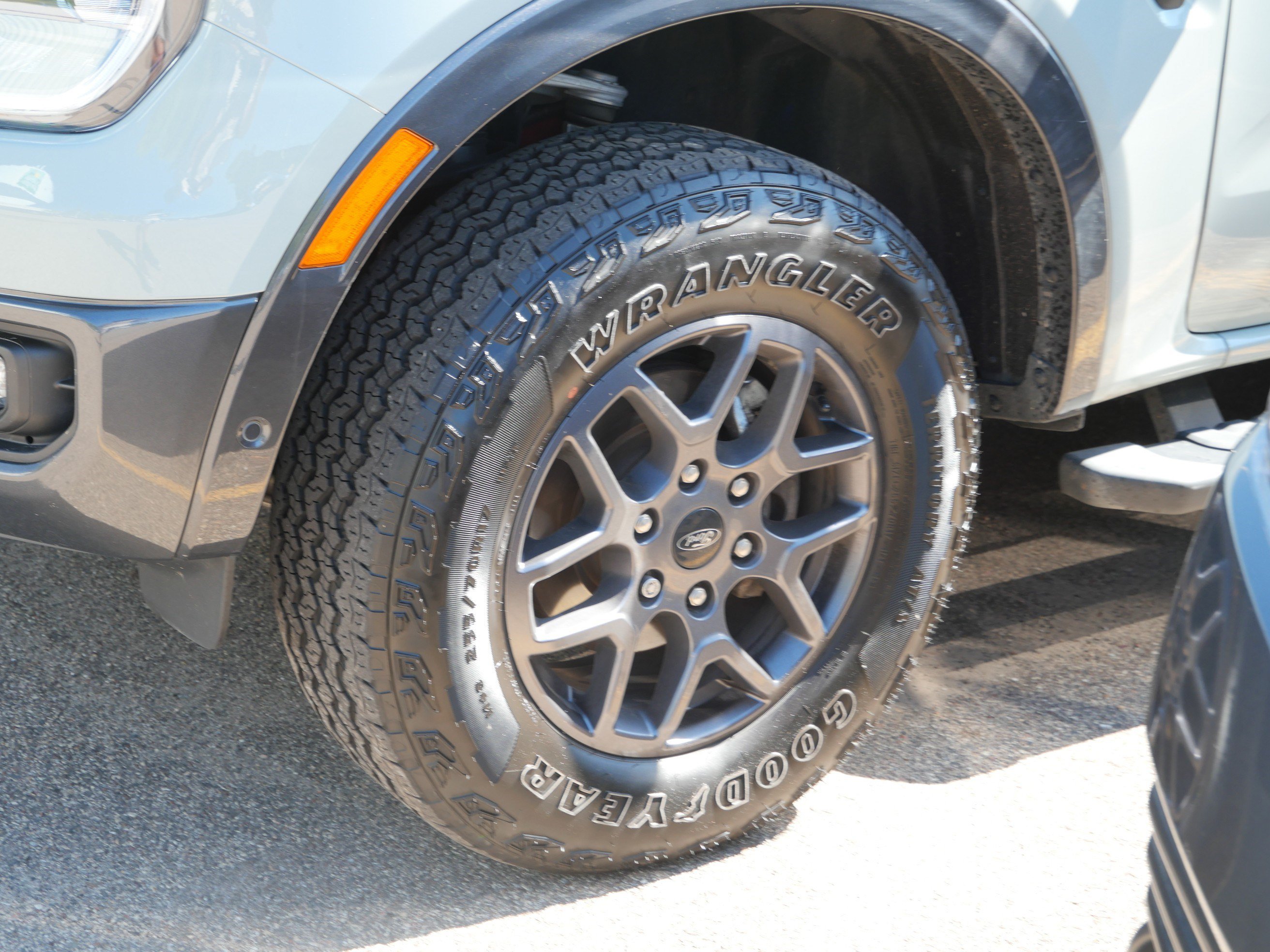 Used 2024 Ford Ranger XLT AWD/4WD image 5