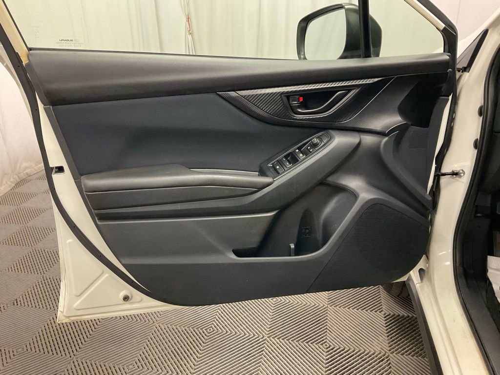 Used 2019 Subaru Crosstrek 2.0i image 9